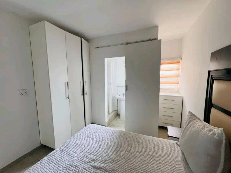  SELECT * FROM images WHERE ad_id=